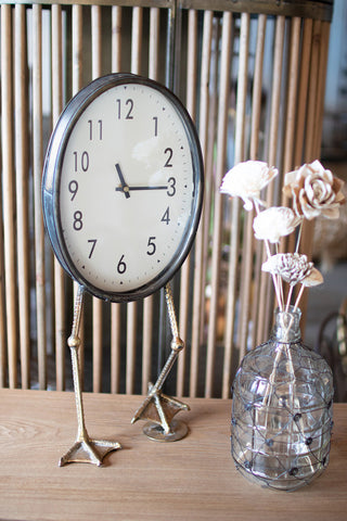 Duck Feet Table Clock