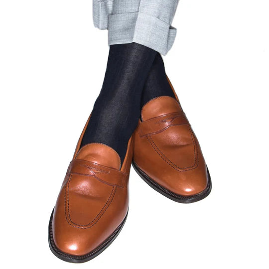 Black Solid Ribbed Socks - Mid Calf